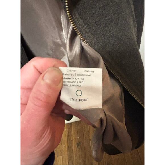 Hilary Radley 100% wool long gray jacket coat winter lined pleated women's sz 14 - Picture 10 of 11